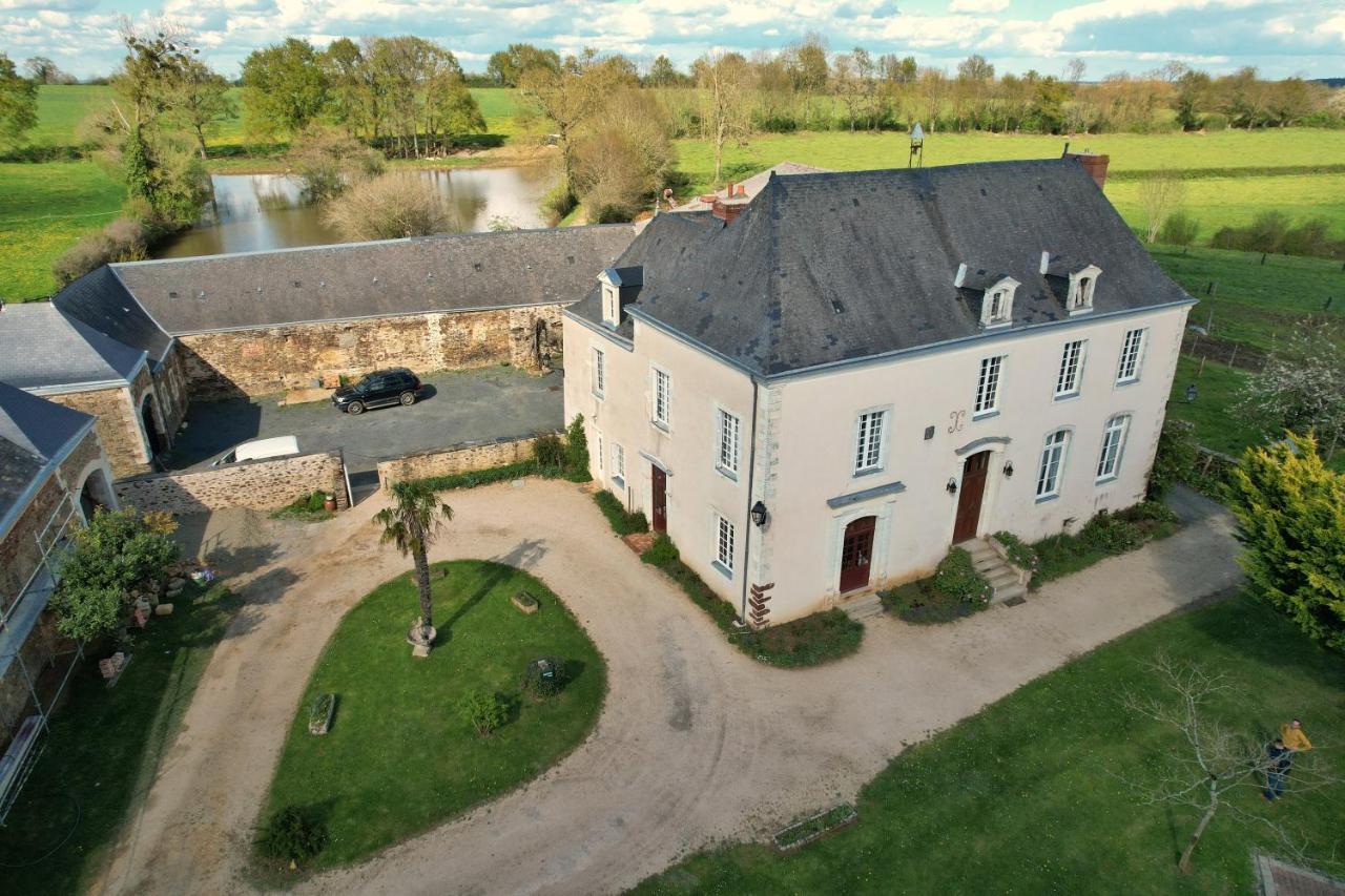 Le Bas Chitray Bed & Breakfast Ménil Exterior foto