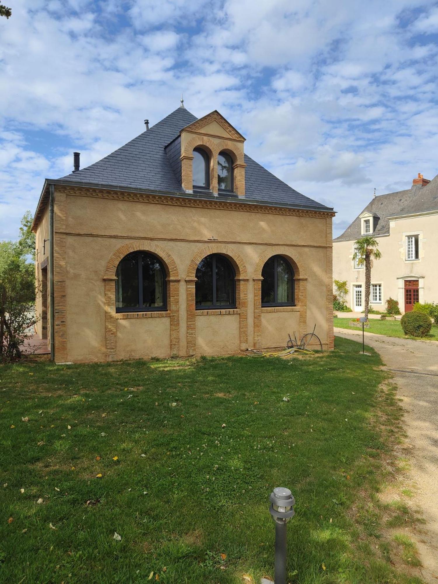 Le Bas Chitray Bed & Breakfast Ménil Exterior foto